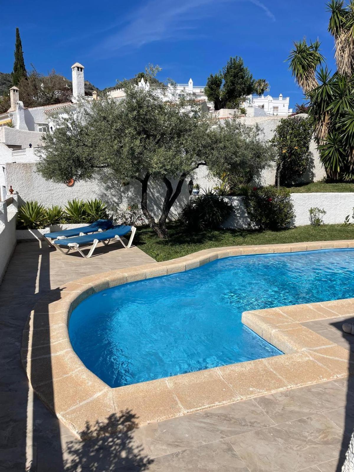 Naricha 1 Menyber Villa Nerja Exterior photo